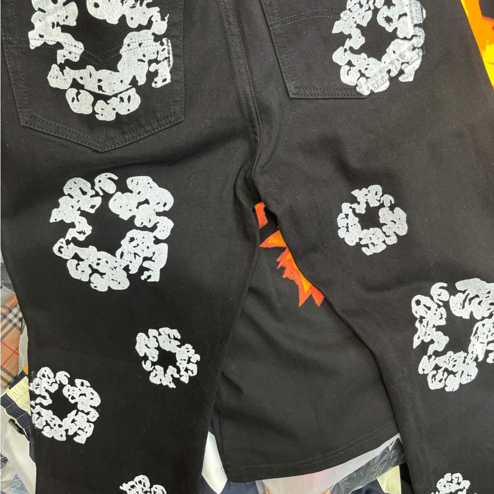 Size 30 denim tears never worn